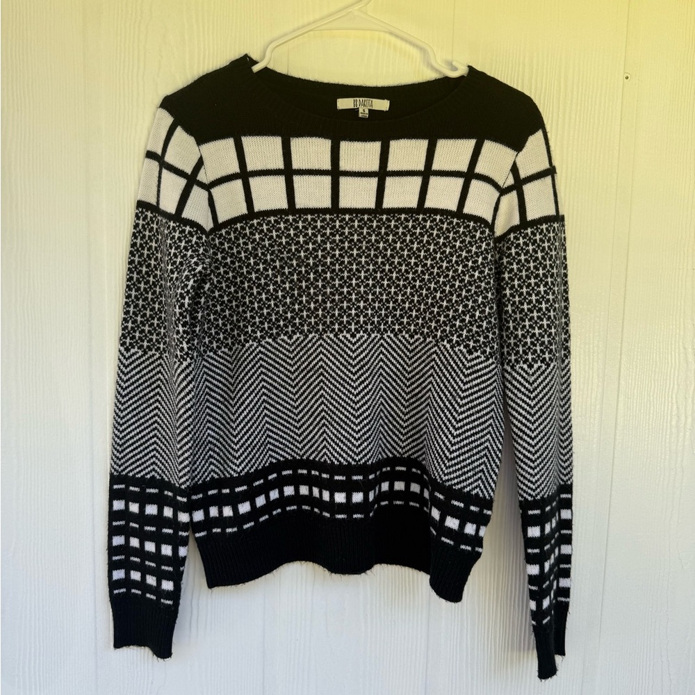 BB Dakota Geometric Sweater